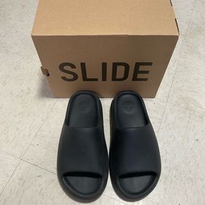 Black Yeezy slides